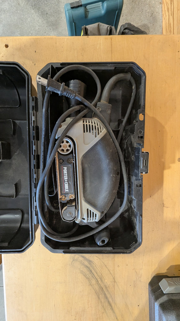 PORTER-CABLE — Belt Sander with Carrying Case